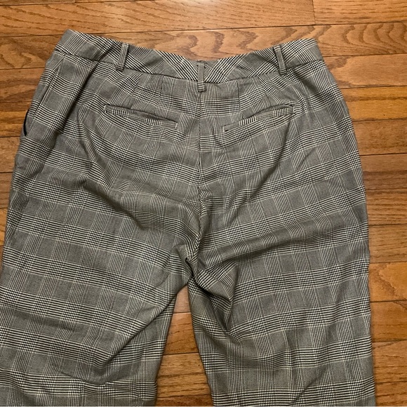 White House Black Market Plaid Pants - Picture 3 of 8